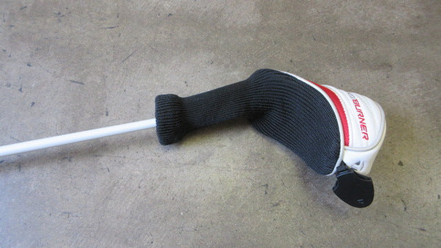 Load image into Gallery viewer, Used TaylorMade Aero Burner Rescue 22 Deg 4 Hybrid w/ Head Cover - RH

