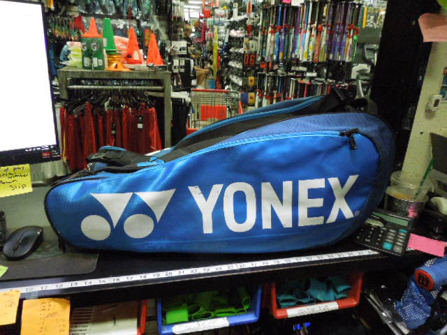 Load image into Gallery viewer, Used Yonex Tour Pro 12 Pack Racquet Bag
