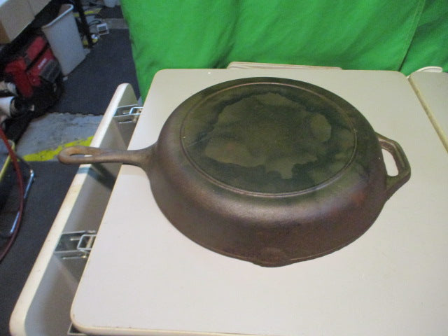 Load image into Gallery viewer, Used 13&quot; Cast Iron Pan
