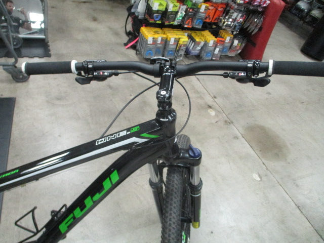 Load image into Gallery viewer, Used Fuji One .5 27 Speed 27.5&quot; Mountain Bike
