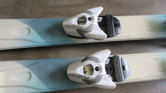 Load image into Gallery viewer, Used K2 Super RX Downhill Skis Size 146cm w/ Salomon Bindings
