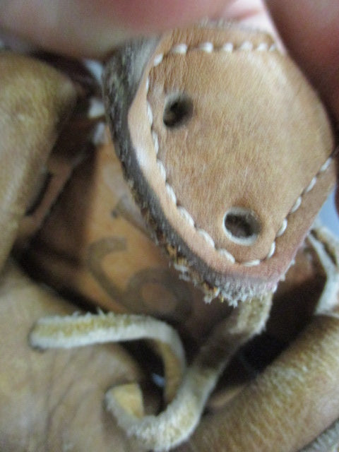Load image into Gallery viewer, Used Vintage Geo A Reach Co Leather Glove - NEEDS RELACE
