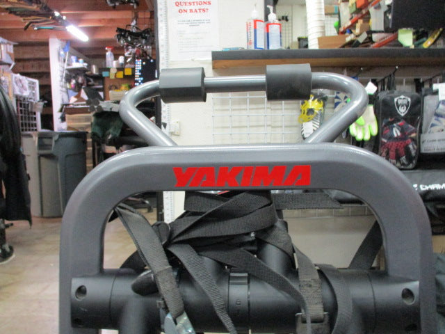Load image into Gallery viewer, Used Yakima Halfback Trunk Mount 3 Bike Rack
