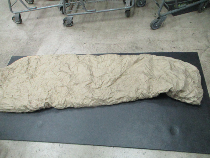 Load image into Gallery viewer, Used Sungpak 2 Deg Camping Sleeping Bag
