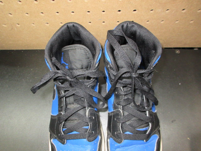 Load image into Gallery viewer, Used Nike Air Jordan 1 Retro Royal Sneakers - Size Youth 6
