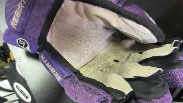 Load image into Gallery viewer, Used Rebirth Arise GCU 15&quot; Hockey Gloves - Purple
