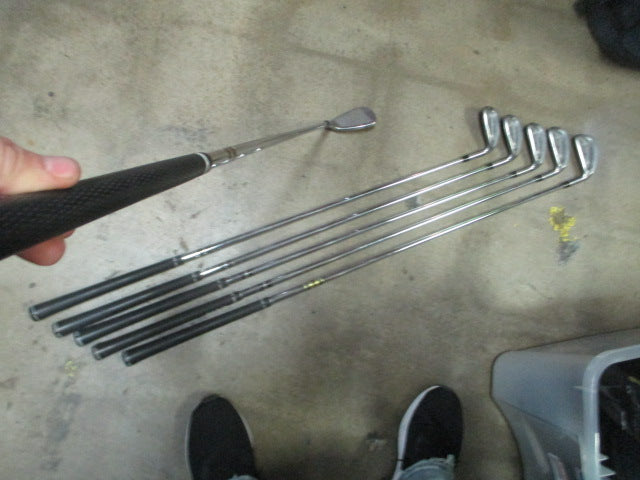 Load image into Gallery viewer, Used Taylormade 320 RH Steel Shaft Iron Set 4-PW Missing 6 Iron
