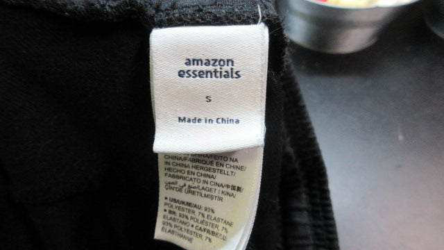 Load image into Gallery viewer, Used Amazon Essentials Sweatpants - Size Small
