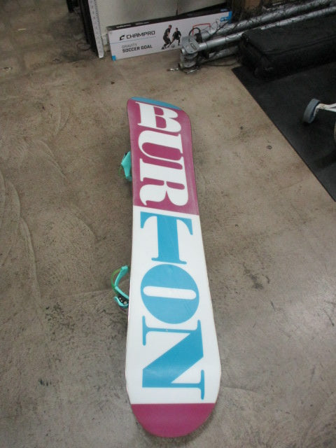 Load image into Gallery viewer, Used Burton Feels Good Smalls Size 130CM Snaowboard With K2 Bindings
