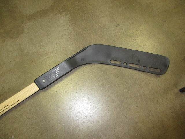 Load image into Gallery viewer, Used Street Hockey Stick - 44"
