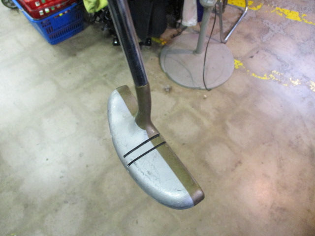 Load image into Gallery viewer, Used Pro Only Vintage RH Putter
