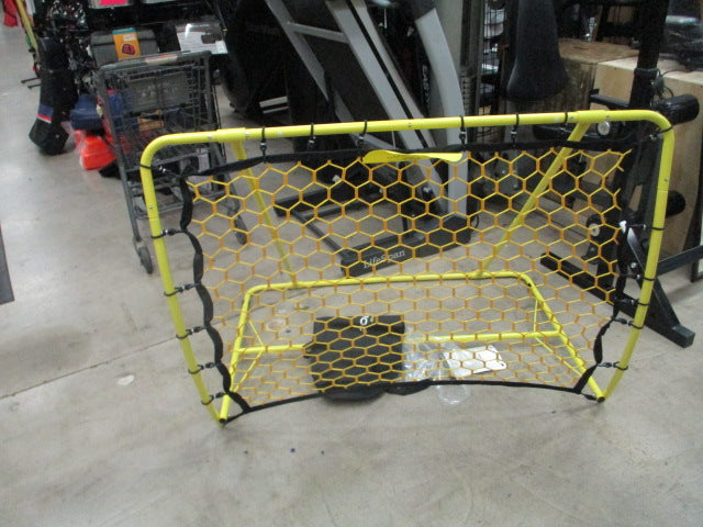 Load image into Gallery viewer, PodiuMax Soccer Rebounder Net 2 Angle Soccer Bounce Back Net for Control 4&#39; X 3&#39;
