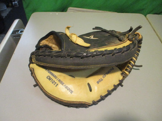 Used All-Star Comp CM1011 31.5 Catchers Mitt - RHT