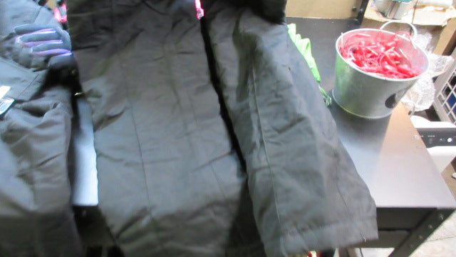 Load image into Gallery viewer, Used Sportina Winter Snow Bib - Size 8
