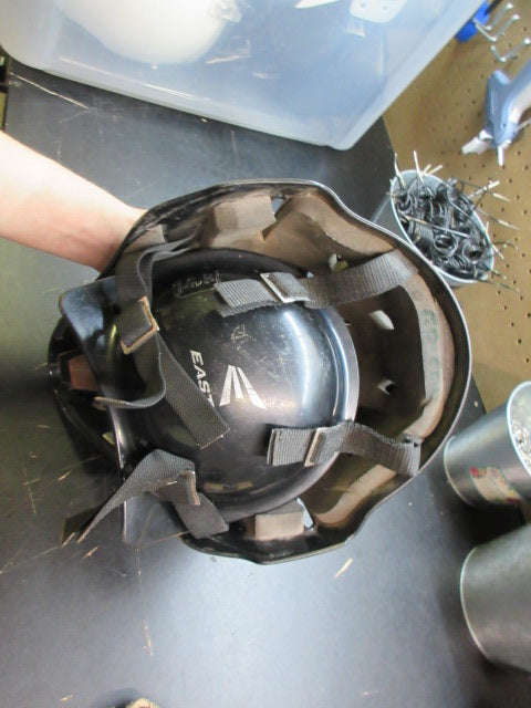 Load image into Gallery viewer, Used Easton Black Magic Catchers Helmet - Size Youth
