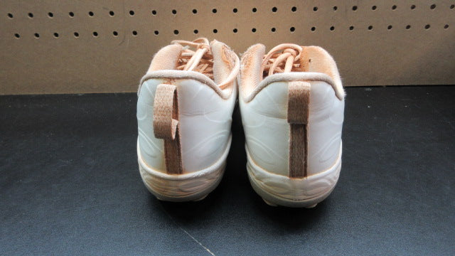 Load image into Gallery viewer, Used New Balance Fresh Foam 3000 V7 Baseball Shoes - Size 4
