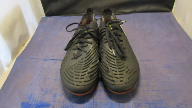 Load image into Gallery viewer, Used Adidas Predator Soccer Cleats Youth Size 5.5 - wear
