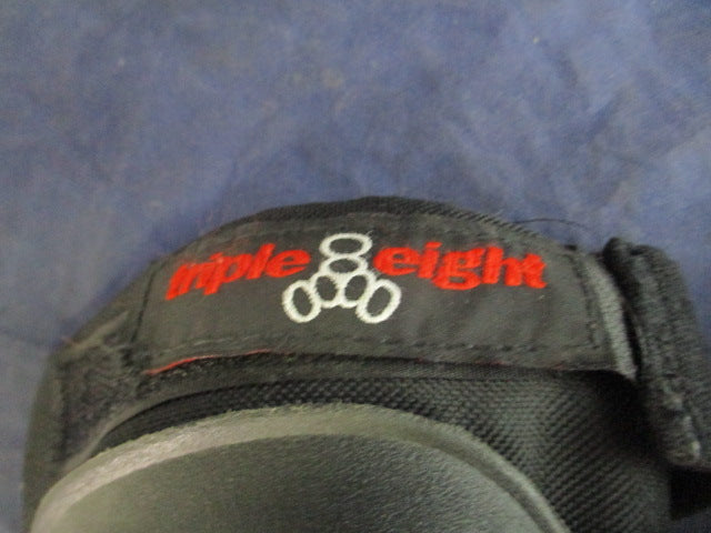 Load image into Gallery viewer, Used Triple Eight Knee Pads Size Junior
