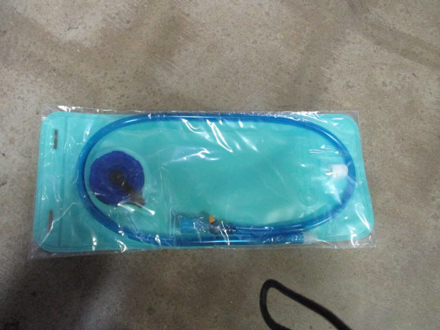 Load image into Gallery viewer, Hiking Water Bag Backpack 2L Water Bag Set
