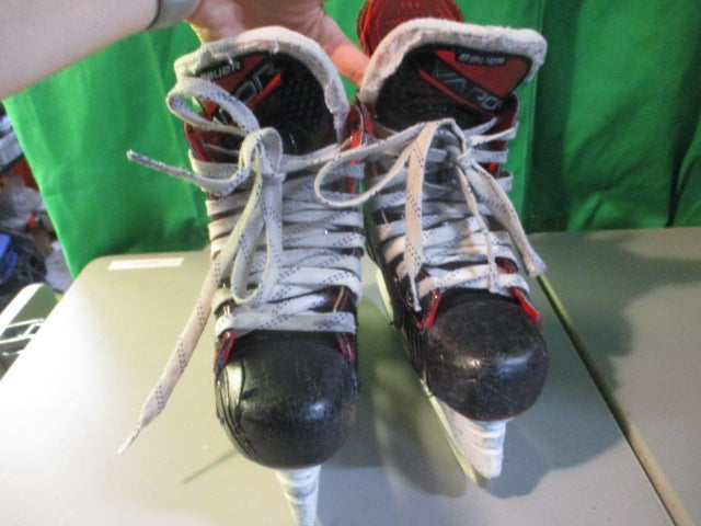 Load image into Gallery viewer, Used Bauer Hockey Skates Size US 2
