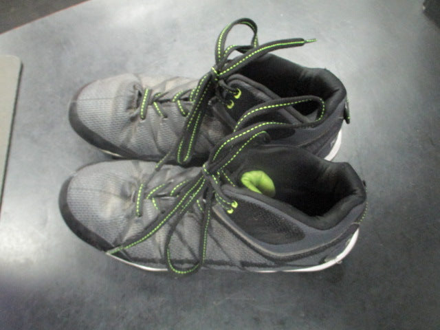 Load image into Gallery viewer, Used Riddell Size 4 Football Cleats
