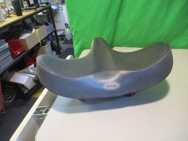 Load image into Gallery viewer, Used YLG LG Oversized Comfort Bike Seat For Indoor Bike
