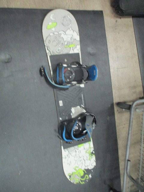 Used Burton LTR 125Cm Junior Snowboard W/ Burton Bindings