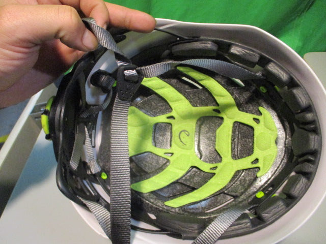 Load image into Gallery viewer, Used Edelrid Zodiac Size 54-62CM Climbing Helmet
