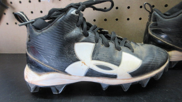 Load image into Gallery viewer, Used Under Armour Football Cleats - Size Youth 1
