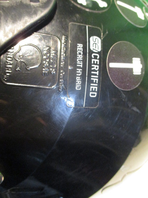 Load image into Gallery viewer, Used Schutt Recruit Hybrid Youth Medium Black Football Helmet 2019 Recertified
