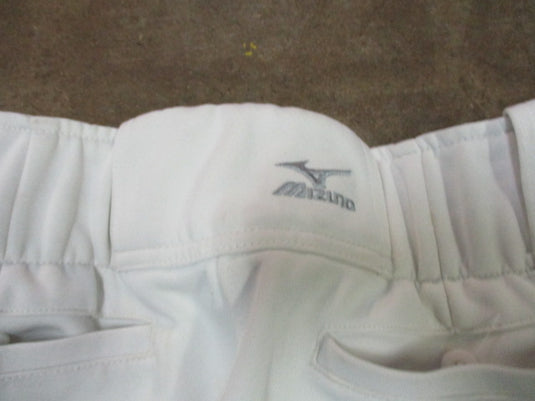 Used Mizunio Knickers Adult Small Baseball Pant