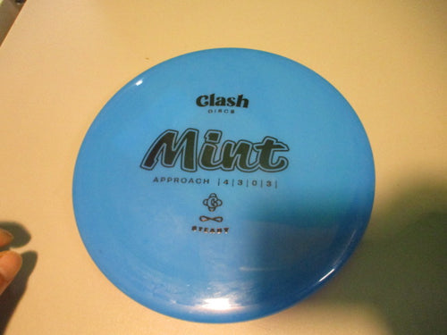 Clash Mint Steady Approach Disc Golf Disc