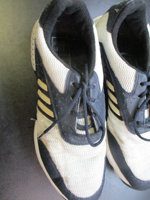Load image into Gallery viewer, Used Adidas Golf Shoes Size 9
