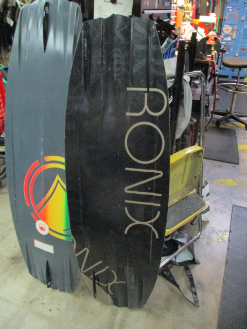 Used Ronix II 1.0 Womens Wakeboard Size W 6-7 131cm