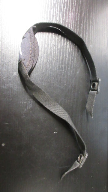 Load image into Gallery viewer, Used Easton Chin Strap
