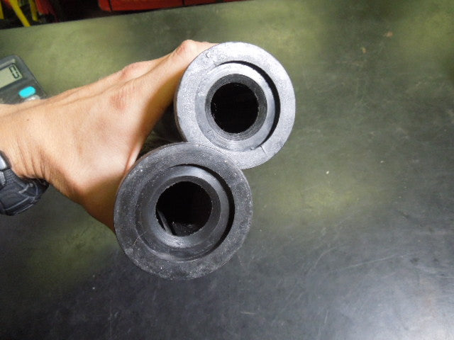 Load image into Gallery viewer, Used Set of Standard to Olympic Barbell Adapters

