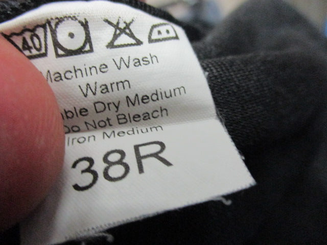 Load image into Gallery viewer, Used Honigs Umpire Pants Size 38R
