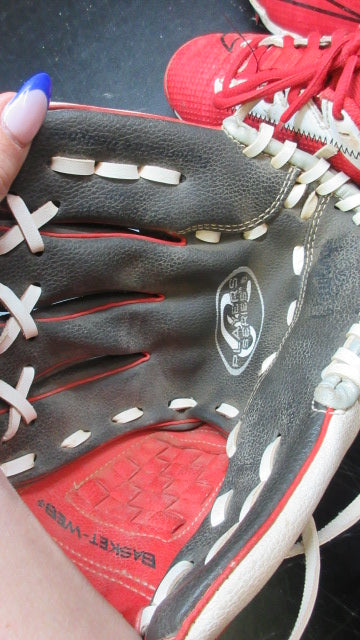 Load image into Gallery viewer, Used Rawlings Players Series 10" Glove - RHT
