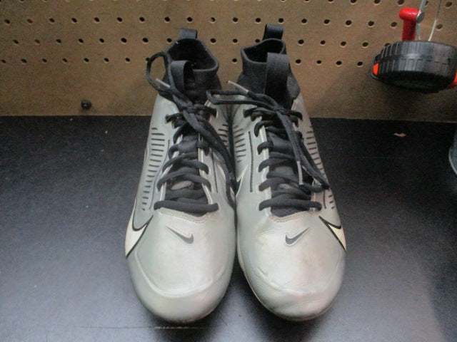 Load image into Gallery viewer, Used Nike Vapor Edge Elite 360 2 Football Cleats - Size 9
