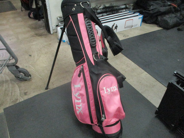 Load image into Gallery viewer, Used Lynx Jr Golf Bag in Pink
