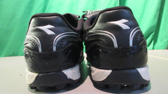 Load image into Gallery viewer, Used Diadora Forza Youth 2Y Turf Soccer Shoes
