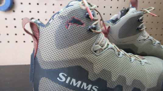Used Simms Men's Flyweight Access Wading Boots - Size 9