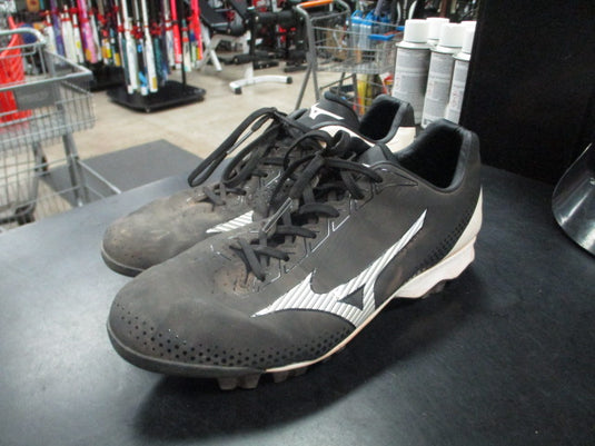 Used Mizuno Wave Cleat Size 8.5