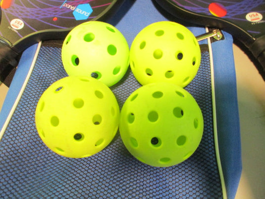 Used Panelsound Pickleball Set 2 Paddles 4 Balls