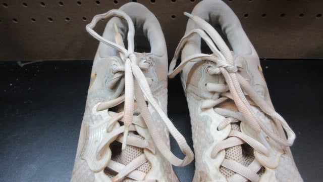 Load image into Gallery viewer, Used Nike Renew Elevate 2 Basketball Shoes - Size 12
