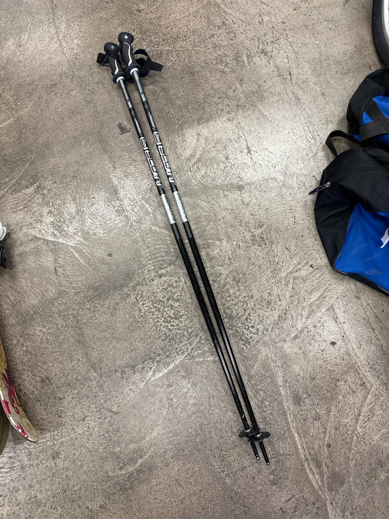 Load image into Gallery viewer, Used Scott Series 2.5 Downhill Ski Poles
