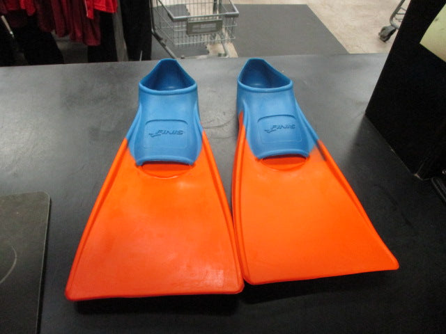 Load image into Gallery viewer, Used Fins Long Floating Size XXS Swim Fins
