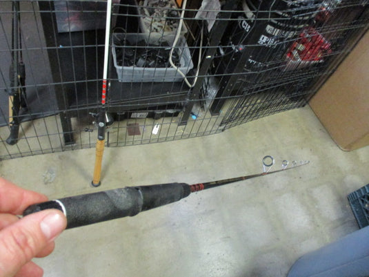 Used LEW'S SG Graphite SG4 156s Speed Stick 5' 6