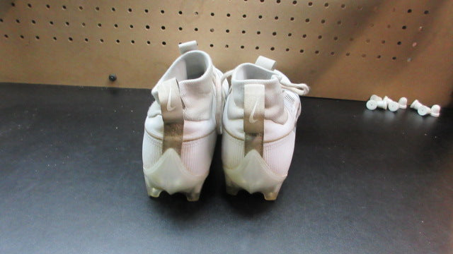 Load image into Gallery viewer, Used Nike Vapor Football Cleats - Size 9.5
