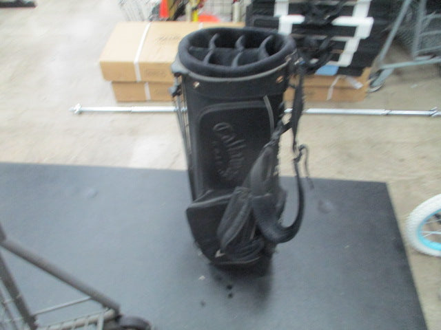 Load image into Gallery viewer, Used Callaway Golf Stand Bag W/ Strap

